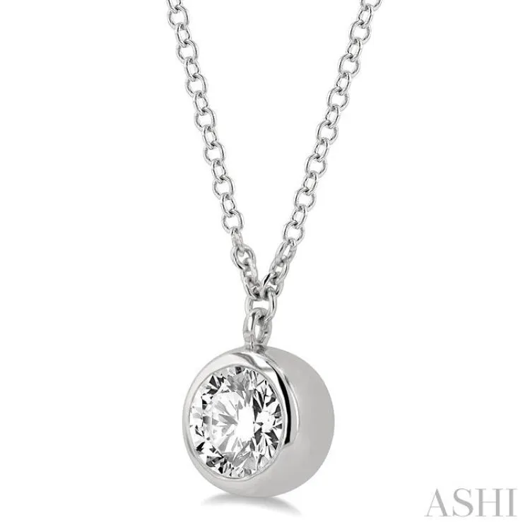 1/2 ctw Round Cut Diamond Necklace in 14K White Gold