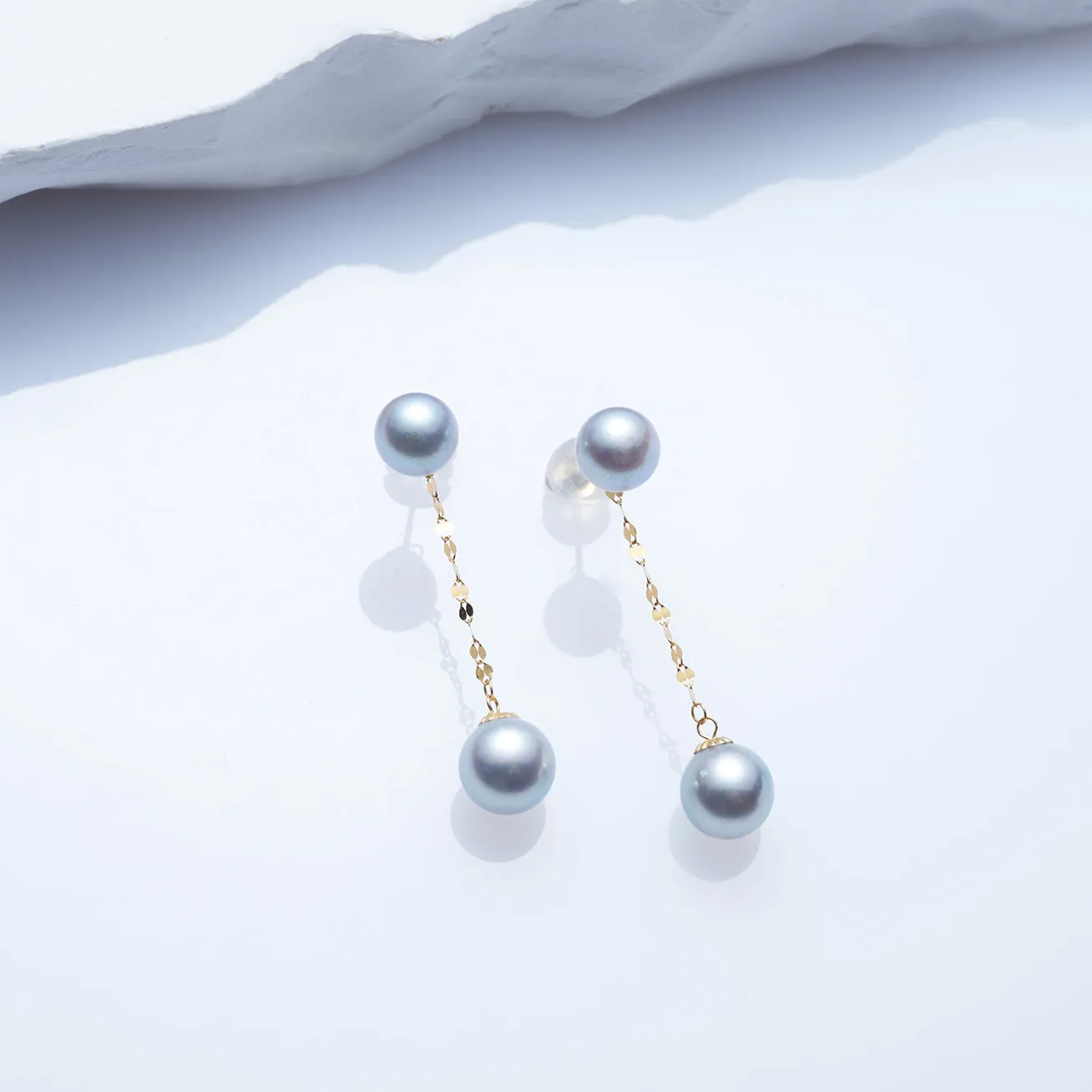 18K Gold﻿ Top Grade Silver Akoya Pearl Earrings KE00203