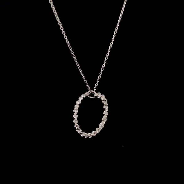 Curved Round Diamond Pendant