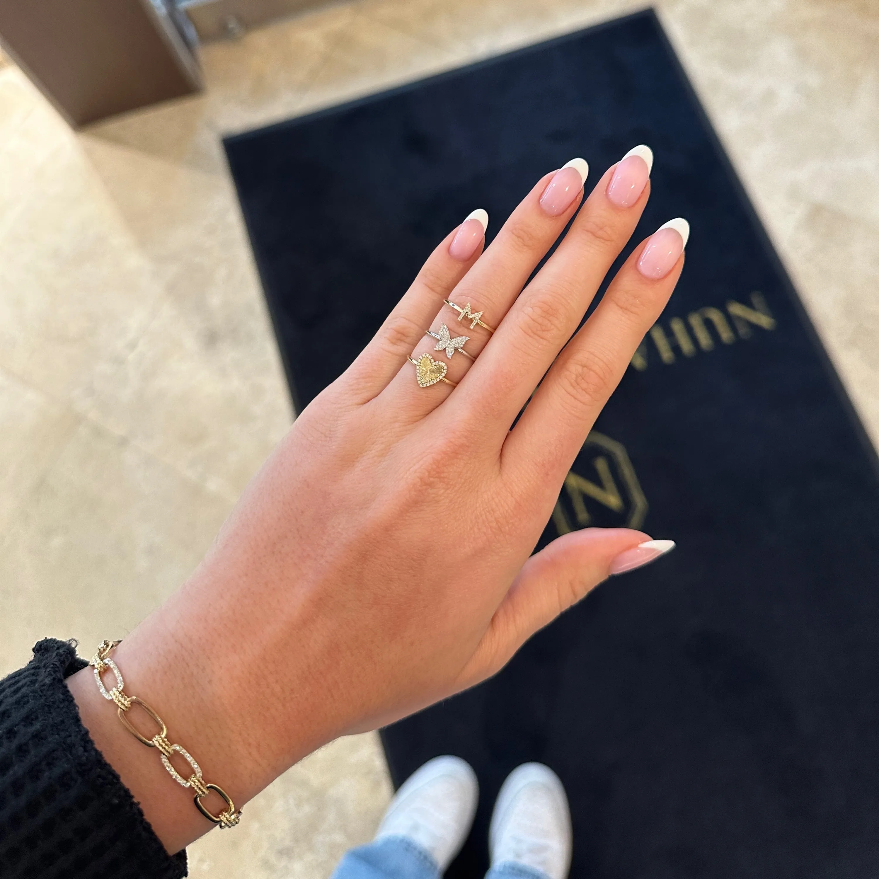 Diamond & Ridged Gold Heart Ring