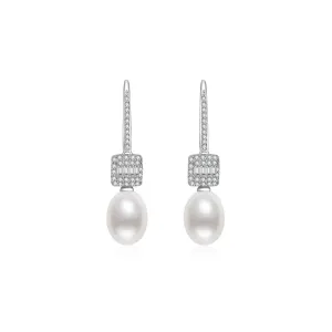 Elegant Freshwater Pearl Earrings WE00266