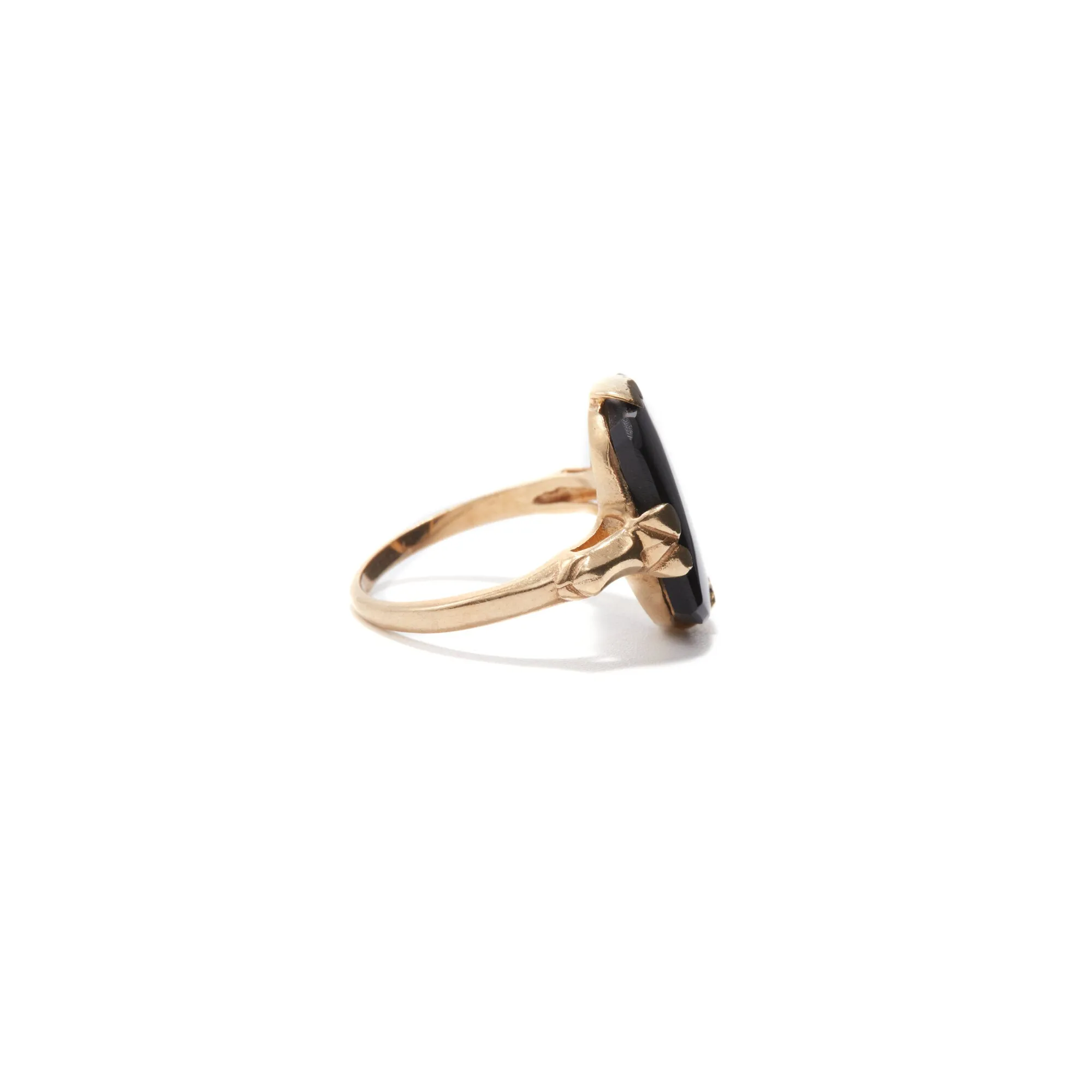 Onyx Tablet Ring