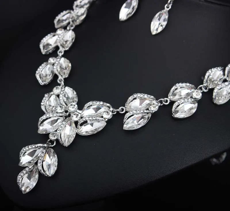 Romantic Zircon Horse Eye Green Leaf Crystal Jewelry Sets Ladies Bridal Necklace Earrings Sets For Wedding Party