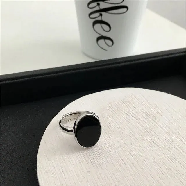 VAIGE Elegant Silver Cross Black Onyx Oval Ring